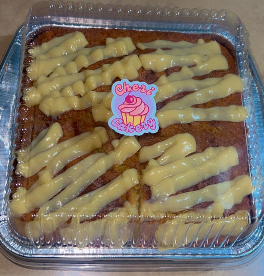 Banana Cinnamon Cream Cake